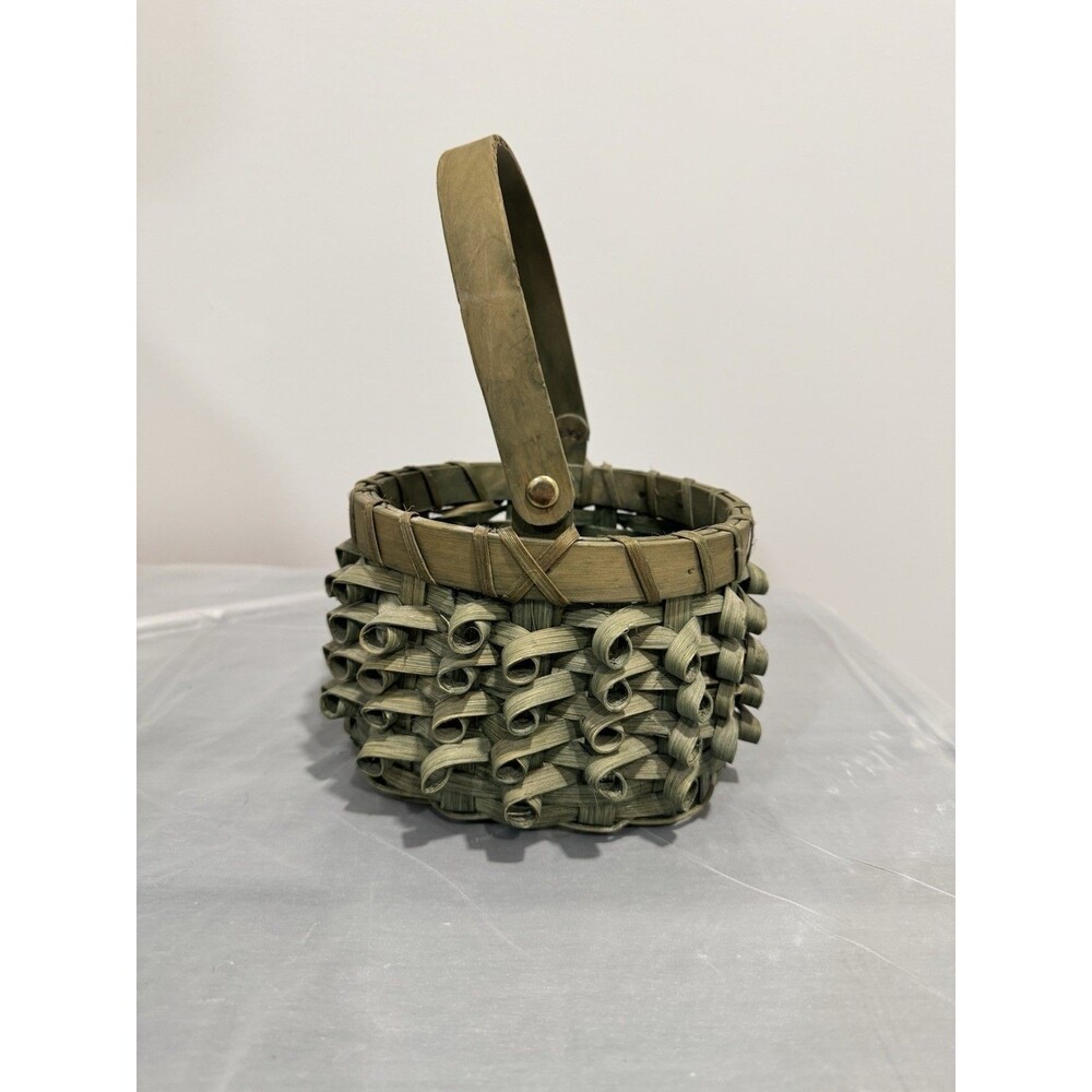 Vintage Green Curl Weave Woven Basket with Handle Cottage Farmhouse Decor